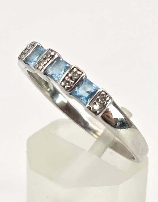 2768: Vintage 9ct White Gold Swiss Blue Topaz 8 Natural Diamonds Half-Eternity/Stacker Ring