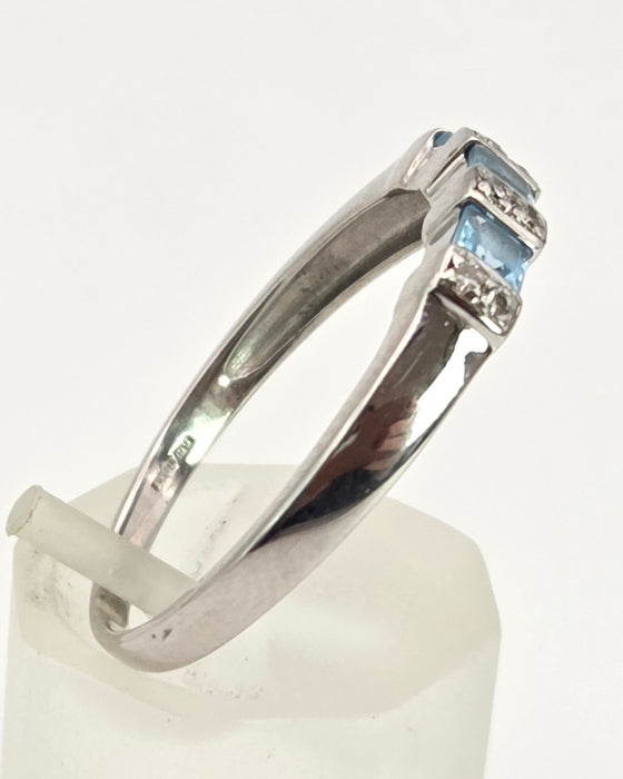 2768: Vintage 9ct White Gold Swiss Blue Topaz 8 Natural Diamonds Half-Eternity/Stacker Ring