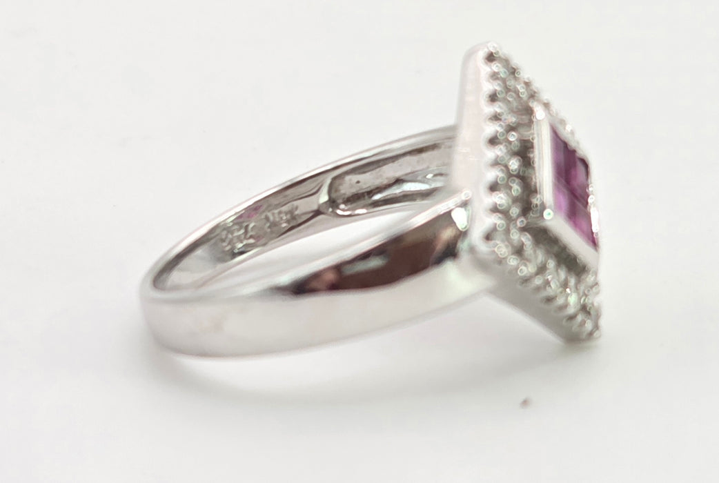 2947: Vintage 18ct White Gold Art Deco Style Rubies & Diamonds Ring