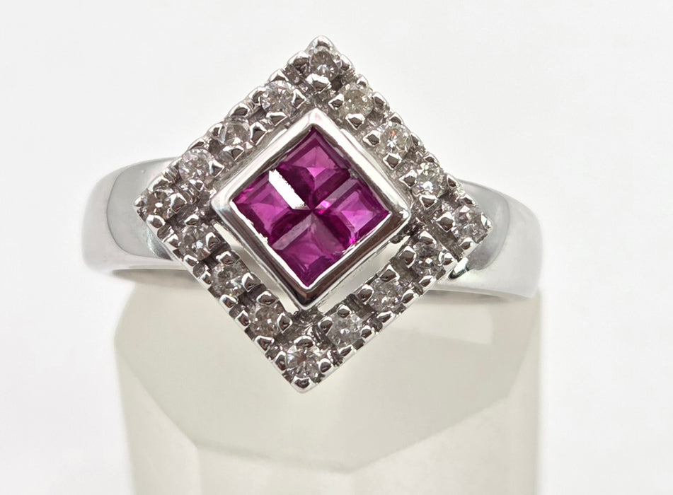 2947: Vintage 18ct White Gold Art Deco Style Rubies & Diamonds Ring