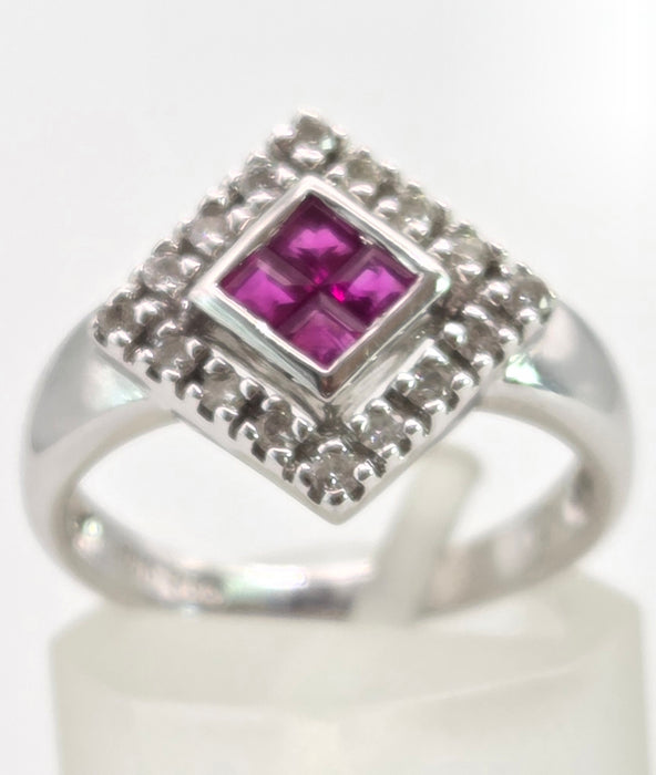 2947: Vintage 18ct White Gold Art Deco Style Rubies & Diamonds Ring