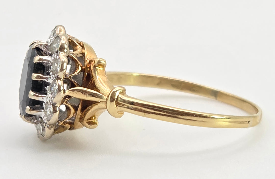 2949: Vintage 18ct Gold Australian Blue Sapphire Diamonds Diana  Ring - From 1983