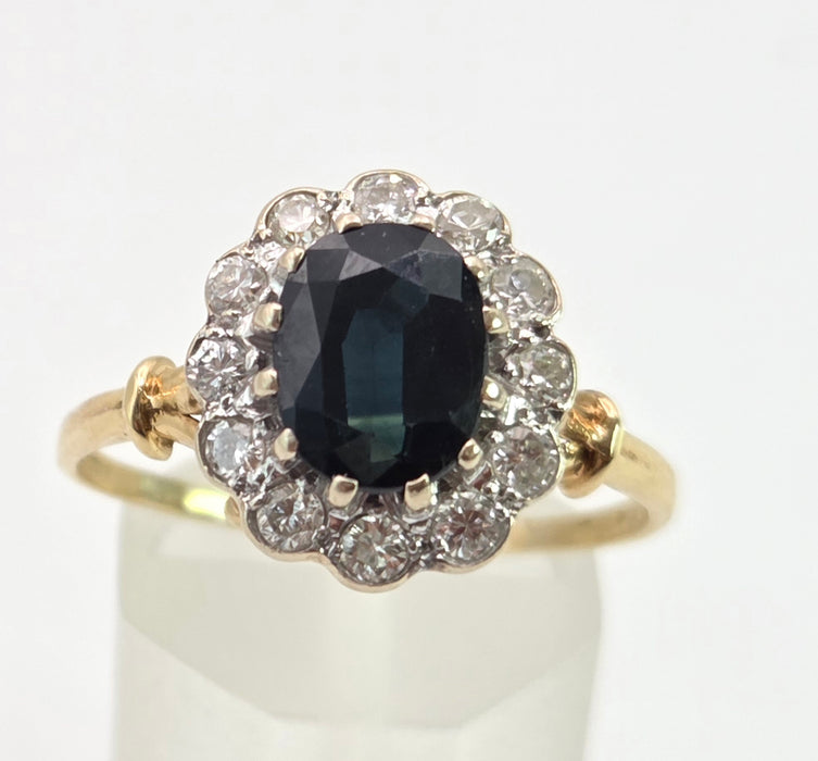 2949: Vintage 18ct Gold Australian Blue Sapphire Diamonds Diana  Ring - From 1983