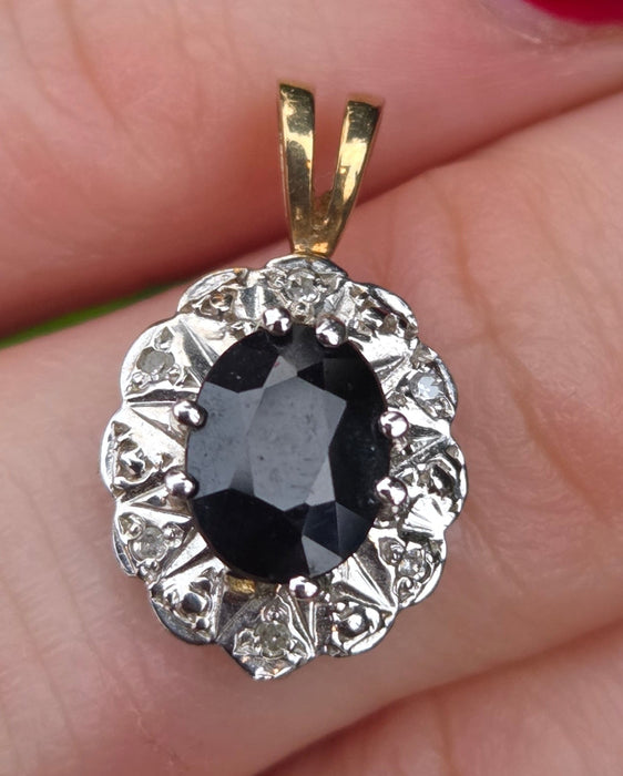 2810: Vintage 9ct Gold Blue Sapphire Diamonds Diana Style Pendant