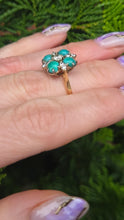 Cargar imagen en el visor de la galería, 2913: Vintage Old : 18ct Gold Turquoise Diamonds Flowerhead Ring- sparkling symmetr
