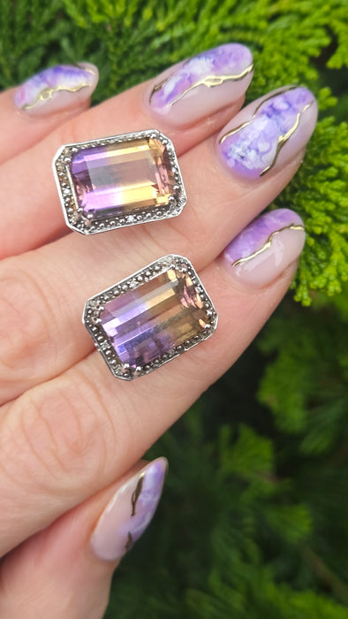 2663: Vintage 9ct White Gold Large Ametrine Diamonds Stud Earrings