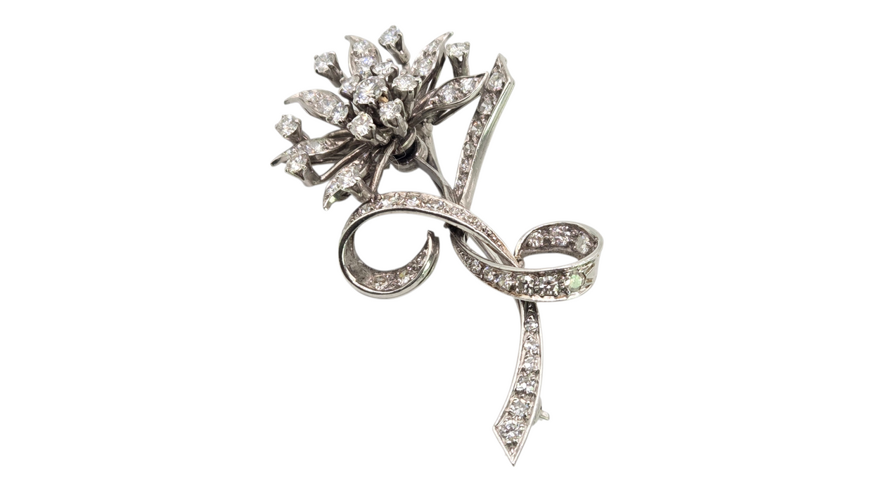 2658: Antique Art Deco Floral Diamonds (2.7ct) Spray Brooch - Truly exceptional