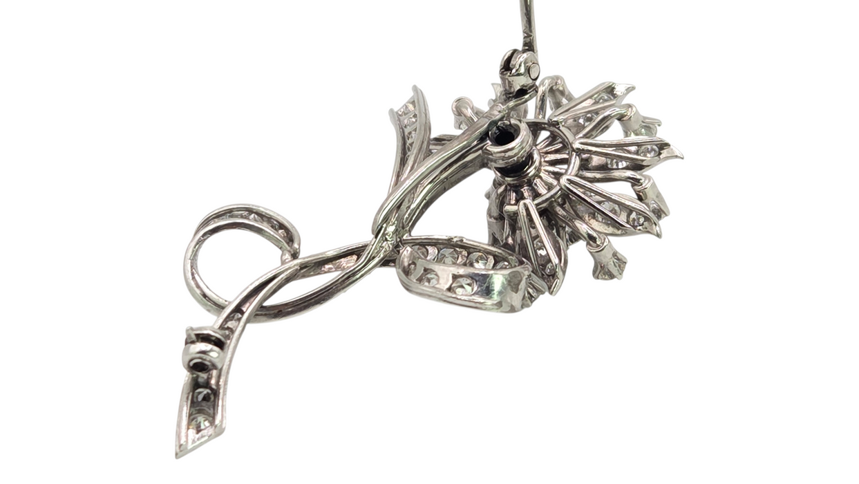 2658: Antique Art Deco Floral Diamonds (2.7ct) Spray Brooch - Truly exceptional