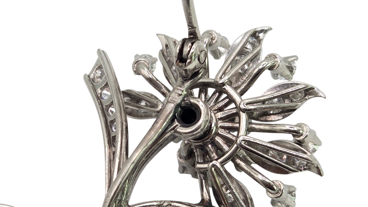 2658: Antique Art Deco Floral Diamonds (2.7ct) Spray Brooch - Truly exceptional