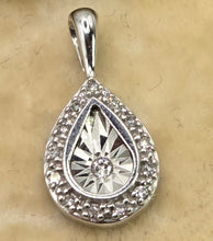 Load image into Gallery viewer, 1224: Vintage &amp; Petite 9ct White God 14 Natural Diamonds Pendant
