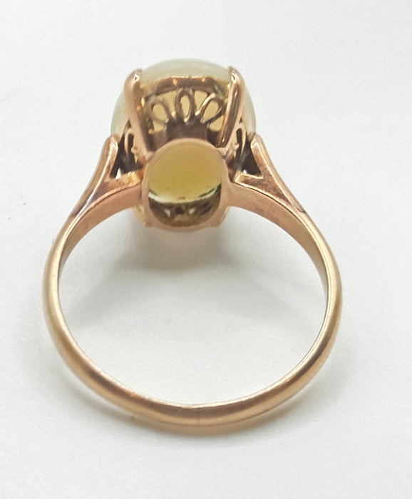 2928 Vintage: 14ct Yellow Gold Opal Solitaire Ring