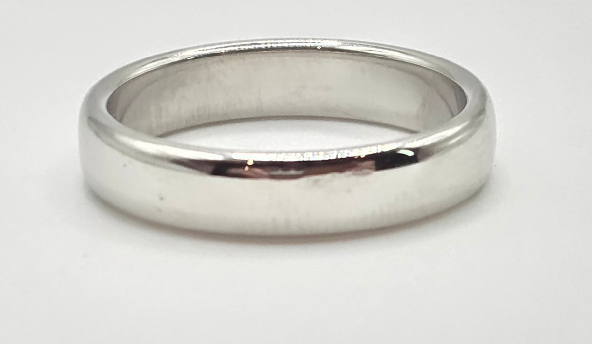 2929: Vintage Tiffany & Co Platinum Wedding Band- Pristine with Tiffany box