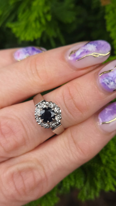 2904: Vintage: 18ct White Gold French Blue Sapphire Diamonds Target Ring- From 1980