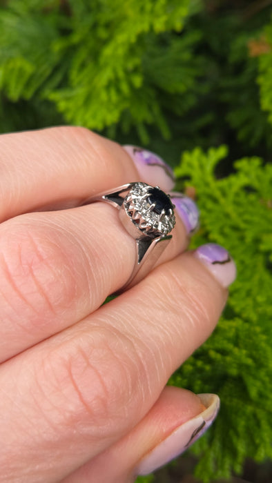 2904: Vintage: 18ct White Gold French Blue Sapphire Diamonds Target Ring- From 1980