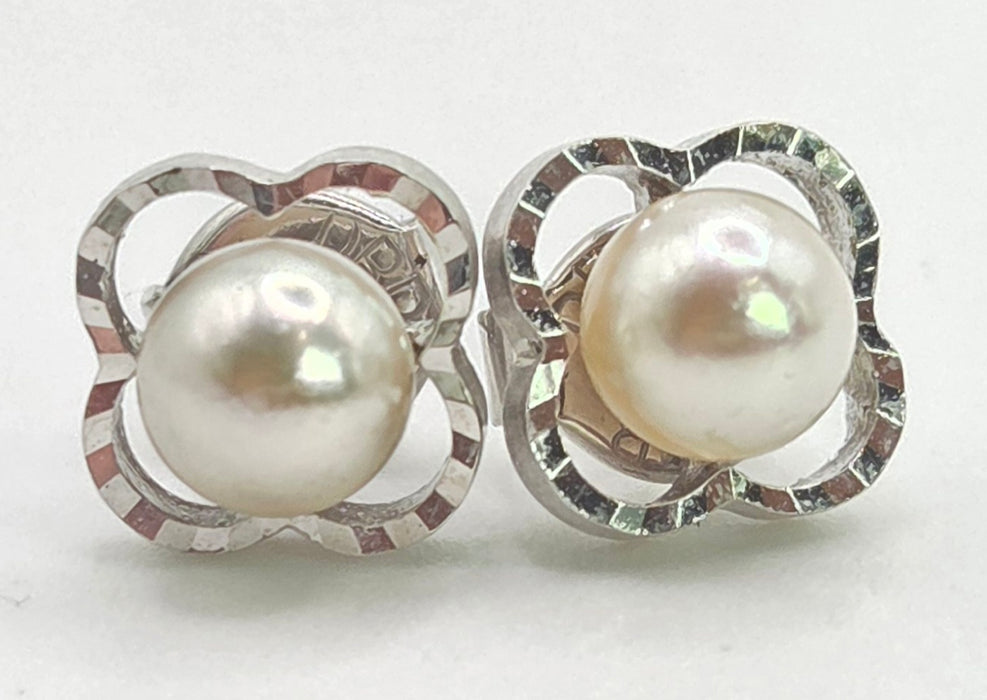 Vintage: 14ct White Gold Cultured Pearl Stud Earrings