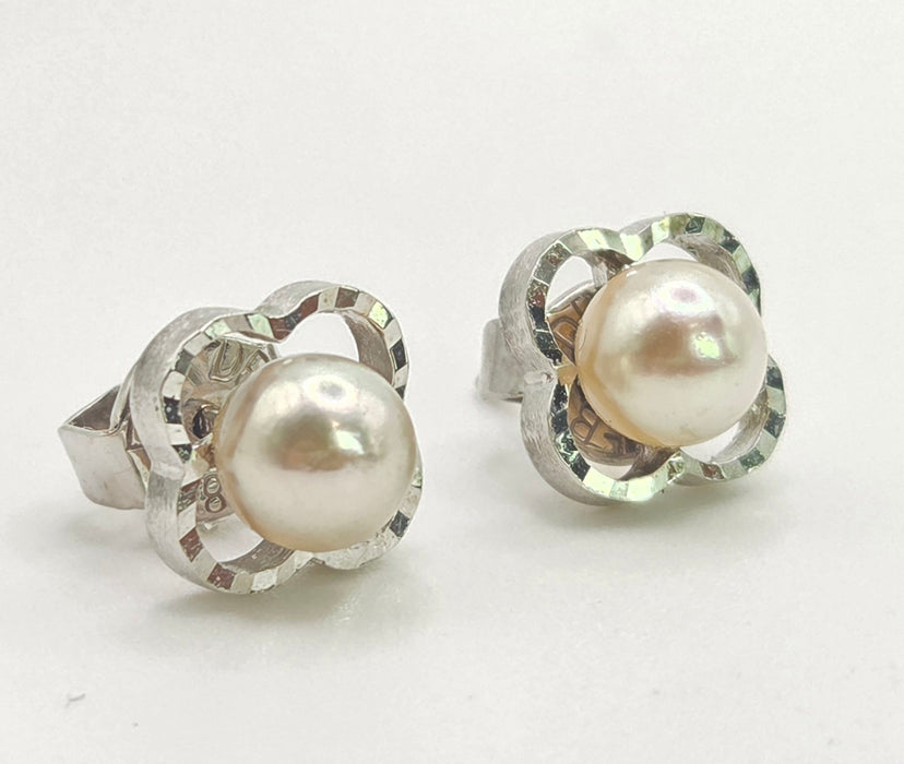 Vintage: 14ct White Gold Cultured Pearl Stud Earrings