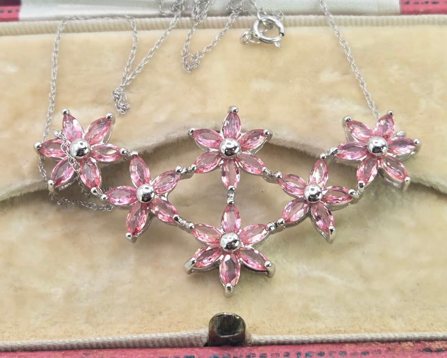 2835 Vintage 18ct White Gold Padparadscha Sapphire Floral Necklace