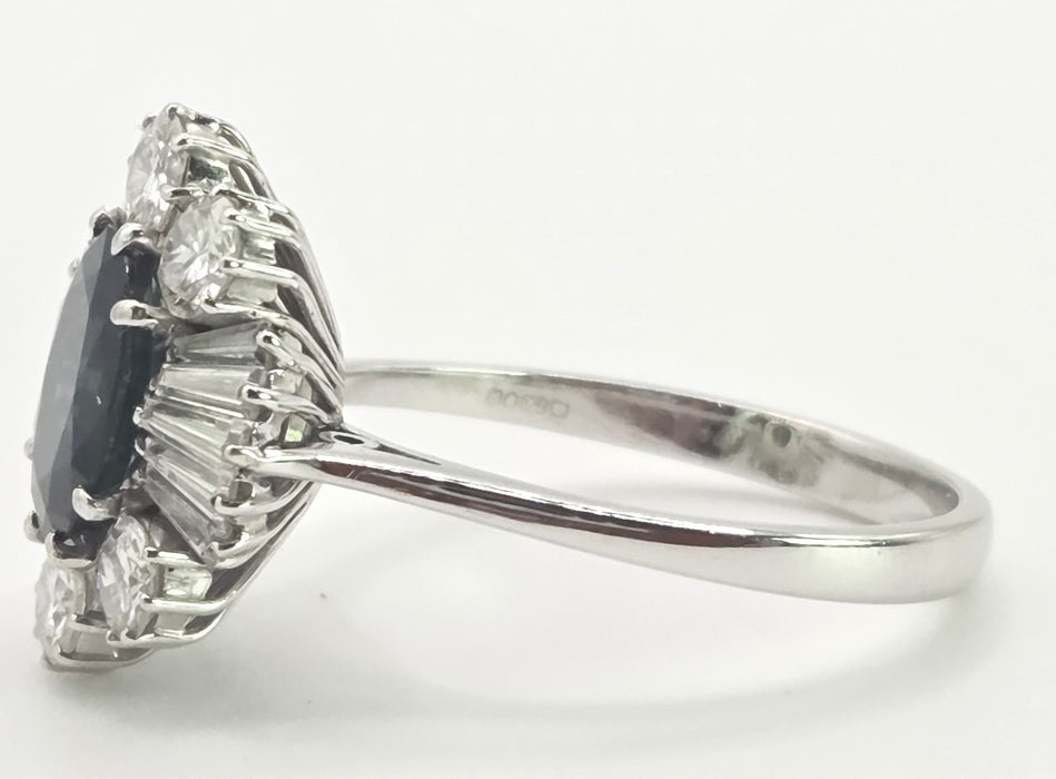 2898: Vintage 18ct White Gold Natural Diamonds (2.1ct) Sapphire Diana Style Cluster Ring