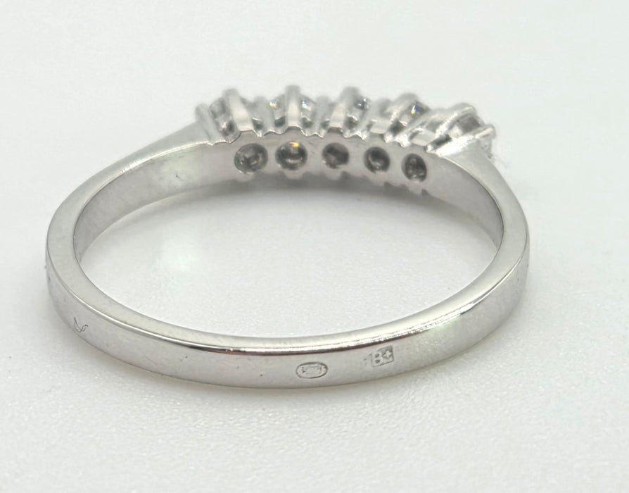 2950- Vintage 14ct White Gold Natural Sparkling Diamonds 5-Stone Ring (0.5ct)