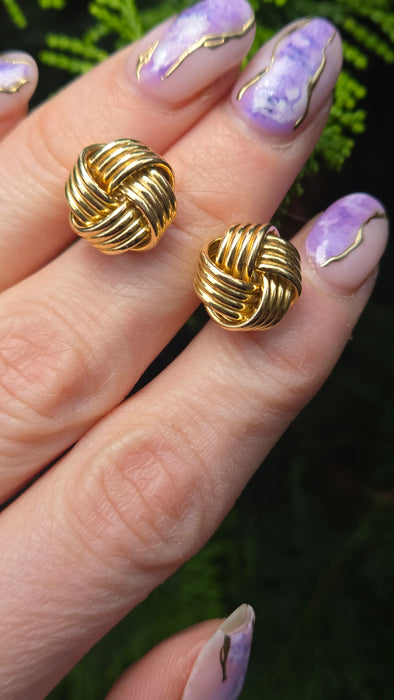 2636: Vintage, Classic 18ct Gold Woven Lovers Knot Stud Earrings- Pristine