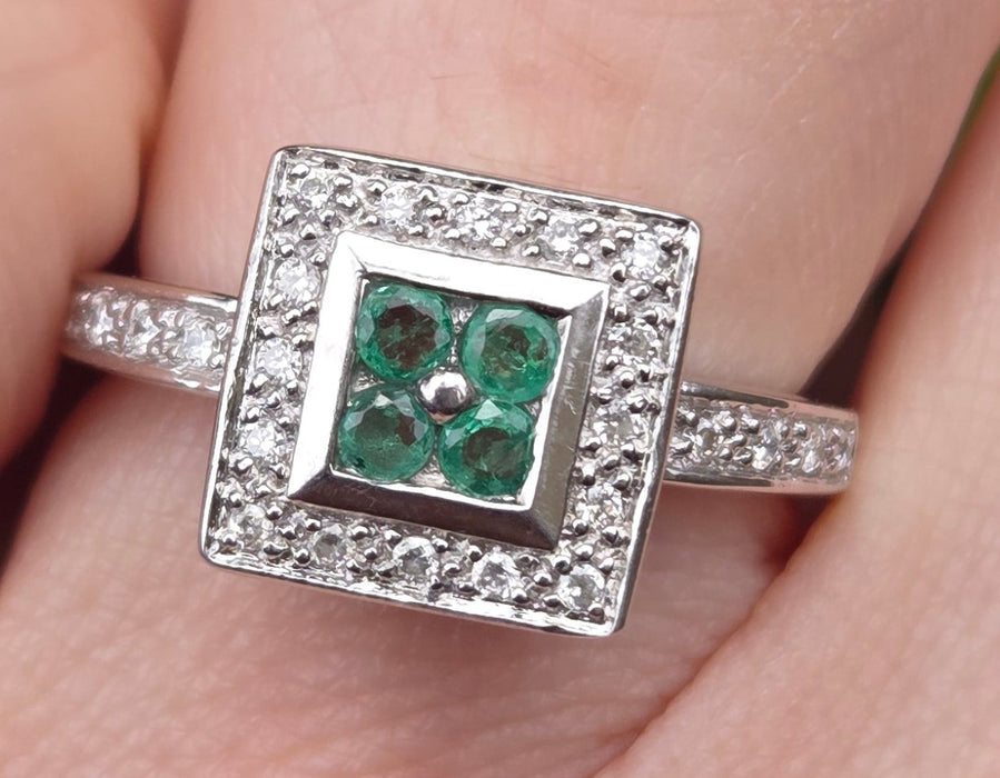 6420- Vintage: 14ct White Gold Emeralds Diamonds Art Deco Style Panel Ring