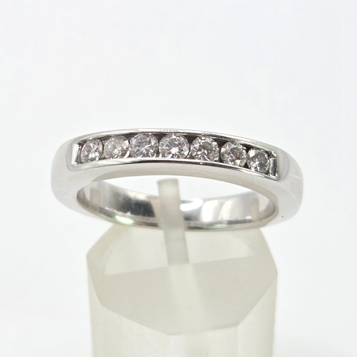 2671: Vintage 18crt  White Gold 7 Natural Round Full Cut Diamonds (0.5ct) Ring