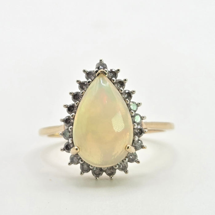 2899: Vintage 9ct Gold Pear Cut White Opal 21 Natural Diamonds Ring