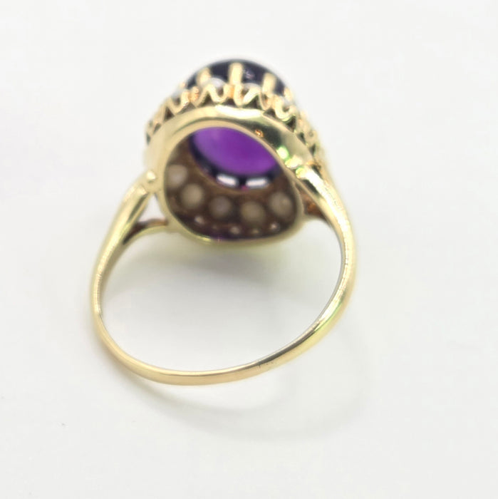 2585: Vintage 9ct Gold Lilac Cabochon Amethyst Seed Pearls Cocktail Ring