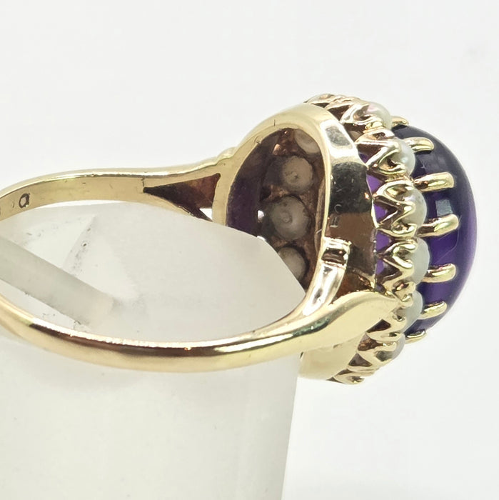 2585: Vintage 9ct Gold Lilac Cabochon Amethyst Seed Pearls Cocktail Ring