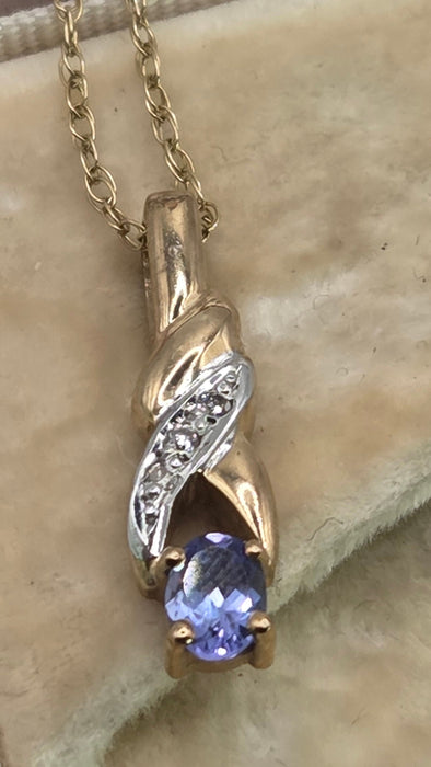 2754: Vintage 9ct Gold Tanzanite Natural Sparkling Diamonds Pendant & 9ct Chain