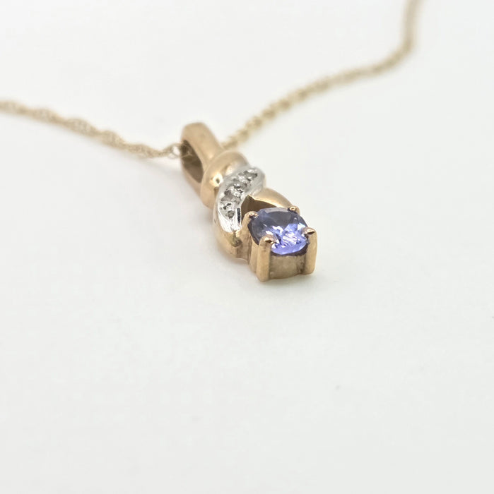 2754: Vintage 9ct Gold Tanzanite Natural Sparkling Diamonds Pendant & 9ct Chain