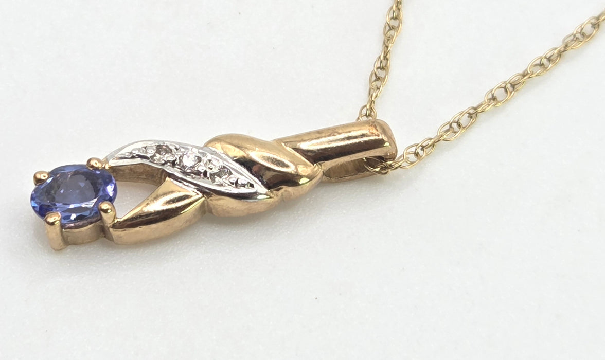 2754: Vintage 9ct Gold Tanzanite Natural Sparkling Diamonds Pendant & 9ct Chain