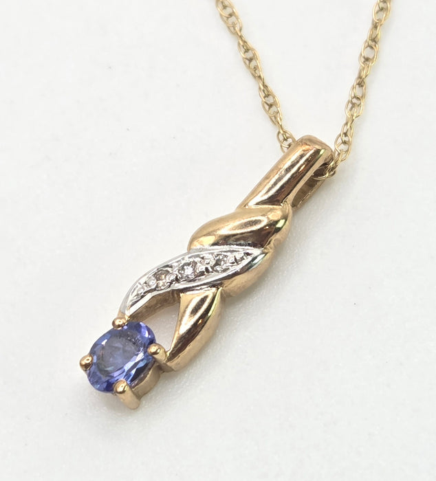2754: Vintage 9ct Gold Tanzanite Natural Sparkling Diamonds Pendant & 9ct Chain