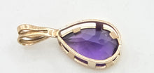 Load image into Gallery viewer, 2815: Vintage &amp; Petite 9ct Gold Amethyst Pendant
