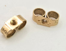 Load image into Gallery viewer, 2856 : Vintage 9ct Gold Garnet Drop/Dangle Stud Earrings
