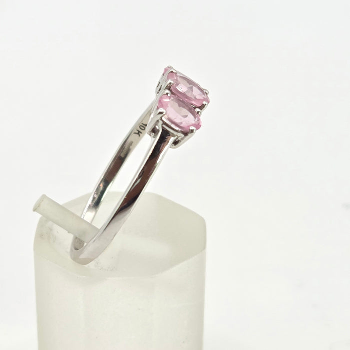 2860: Vintage 9ct White Gold Pink Sapphires Trilogy Ring