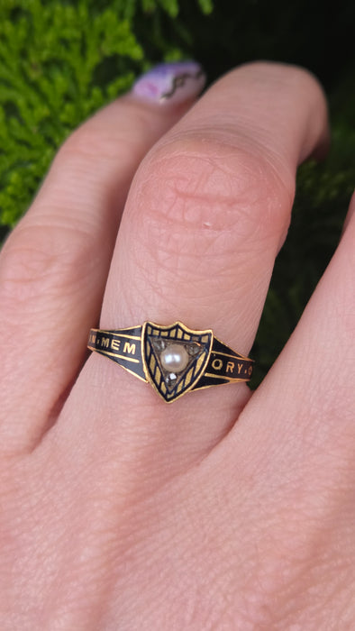 2668: Antique 18ct Gold Diamonds Seed Pearl "In Memory of " Ring- From 1865