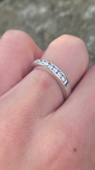 2671: Vintage 18crt  White Gold 7 Natural Round Full Cut Diamonds (0.5ct) Ring