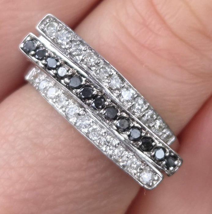 2657:  Vintage 14ct White Gold Natural Black  White Diamonds Layered Ring