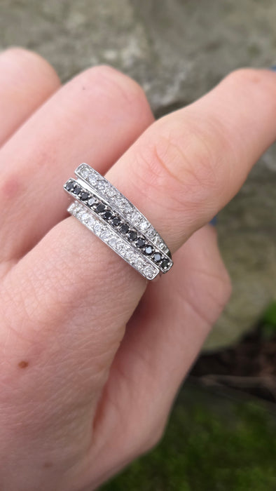 2657:  Vintage 14ct White Gold Natural Black  White Diamonds Layered Ring