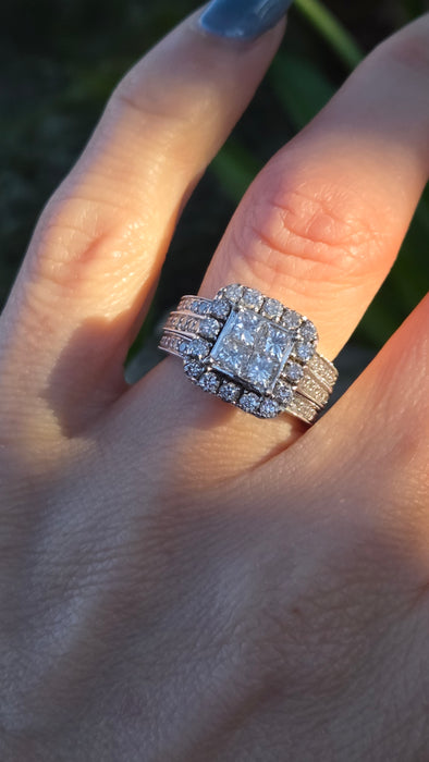 2776 Vintage: 14ct White Gold 72 Natural Sparkling Diamonds (2.52ct) Statement Ring- Extraordinary -