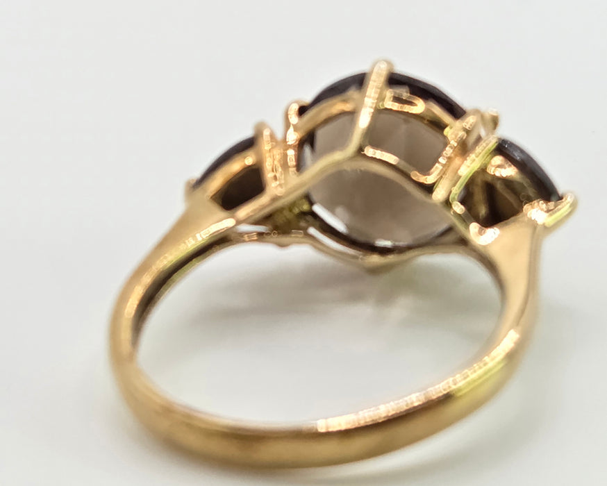 2872: Vintage 9ct Gold Smokey Quartz Tigers Eye Trilogy Ring
