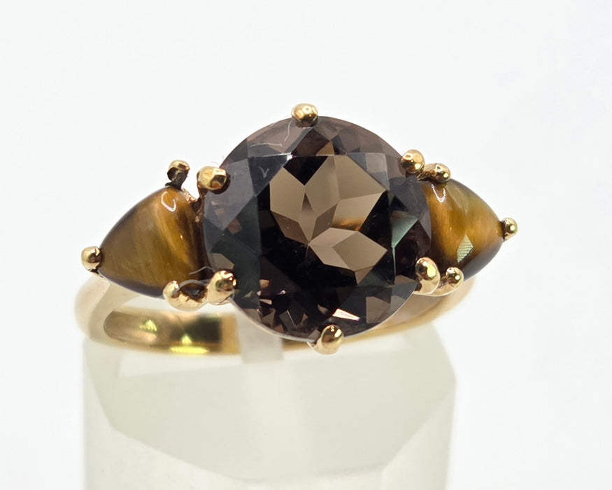 2872: Vintage 9ct Gold Smokey Quartz Tigers Eye Trilogy Ring