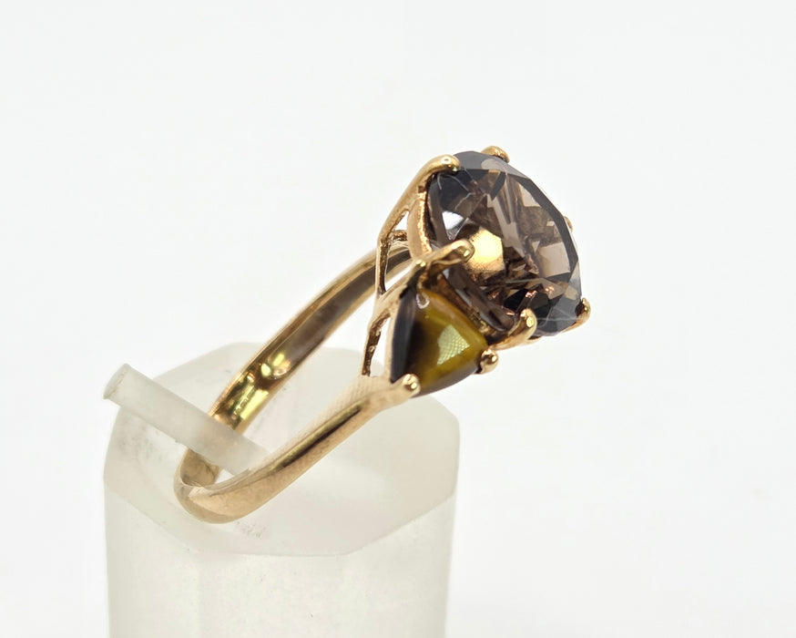 2872: Vintage 9ct Gold Smokey Quartz Tigers Eye Trilogy Ring