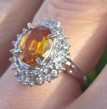 Load image into Gallery viewer, 2881: Vintage Platinum Orange Sapphire (2.11ct) Diamonds Cluster Ring
