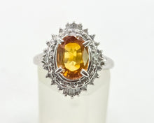 Load image into Gallery viewer, 2881: Vintage Platinum Orange Sapphire (2.11ct) Diamonds Cluster Ring
