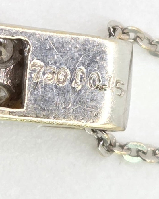 2886: Vintage 18ct White Gold Necklace Diamonds Pendant