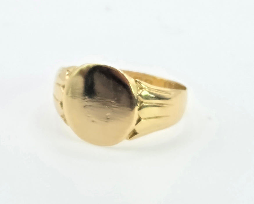 2970: Antique 18ct Gold Signet Ring- From 1923