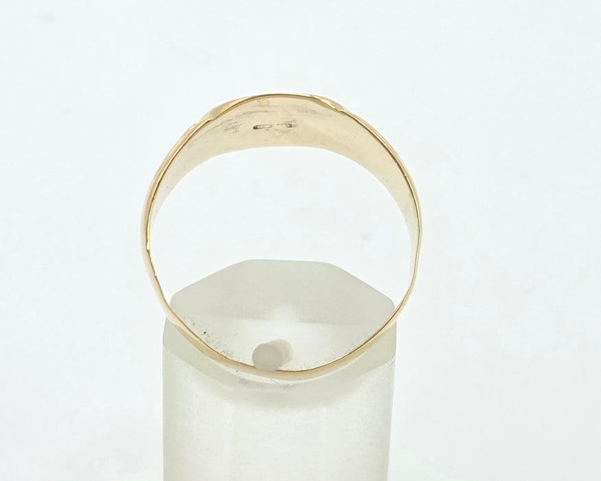 2970: Antique 18ct Gold Signet Ring- From 1923