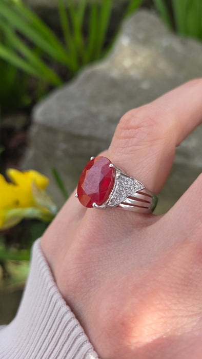 2892: Vintage 18ct White Gold Padparadscha Sapphire (8.54ct) Diamonds Cluster Cocktail Ring
